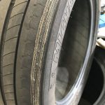 愛車のタイヤは大丈夫ですか~???