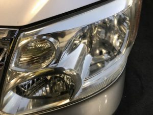 ヘッドライトの黄ばみ気になりませんか？