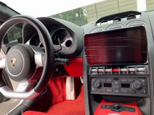 ナビ交換作業、新車のお車などカーコレにお任せください(^^)/