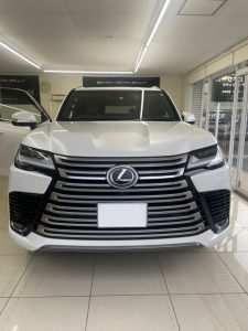 新型のお車のご入庫です☆