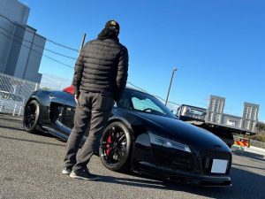 【お値下げ交渉ok！】アスラーダ×アウディR8 アウディ R8 スパイダーの価格・新型情報・グレード諸元 価格.com