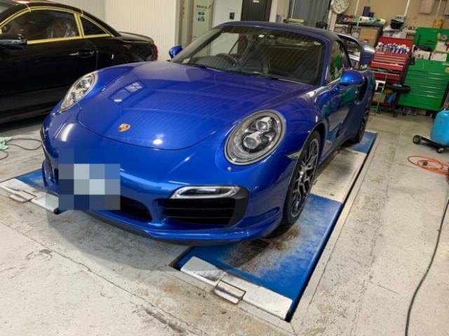 ポルシェ 911 バックモニター取付