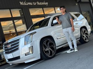エスカレード プラチナム ご納車完了致しました!!
