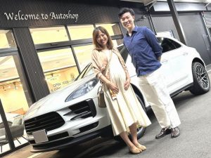 ポルシェ マカン 正規ディーラー車 ご納車完了致しました!!
