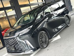 レクサス　ＬＭ５００ｈ　バージョンＬ　ご納車完了致しました。