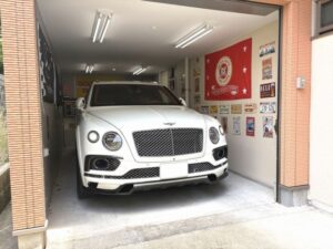 ベントレー ベンテイガ　正規ディーラー車　ツーリングスペック　フロントコンフォートスペック　スタイリングスペシフィケーション　ご納車完了致しました。