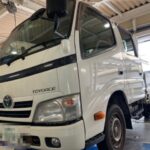 エアコン修理 コンデンサーファン交換 トヨエース 電装系修理