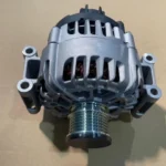 オルタネータ交換　メルセデスベンツＣクラス　電装系修理　バッテリー上がり