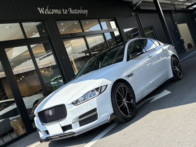 ジャガー XE プレステージ 納車完了いたしました!