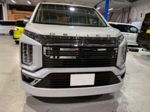 三菱 デリカD:5 ライト・ウィンカー類修理・整備 3DA-CV1W