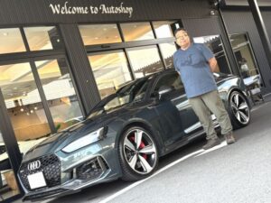 アウディ RS5 正規ディーラー車 カーボンスタイリングPKG セーフティPKG RSスポーツエグゾースト ご納車完了致しました。