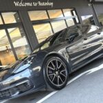 ポルシェ パナメーラ　ベースグレード　正規ディーラー車　パノラマルーフシステム　ターボ21インチアルミホイール　ご納車完了致しました。