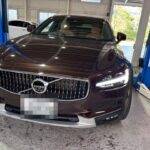 ボルボ　クロスカントリー　エンジン関連修理・整備　サブバッテリー交換