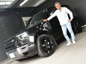 ランドローバー ディフェンダー　１１０Ｘ－ダイナミックＳＥ　Ｄ３００　ご納車完了致しました。