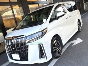 TOYOTA アルファード ご納車完了致しました。