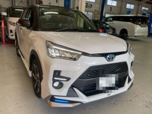 トヨタ　ライズ　ドラレコ及びテレビキャンセラー取付