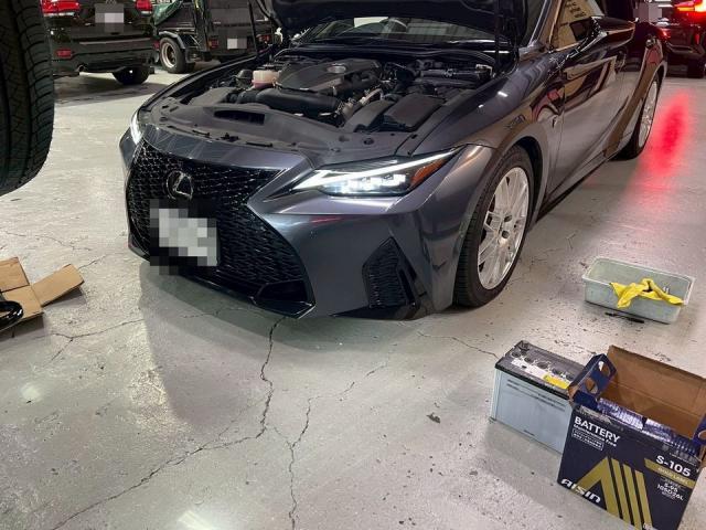 レクサス　ＩＳ　バッテリー交換