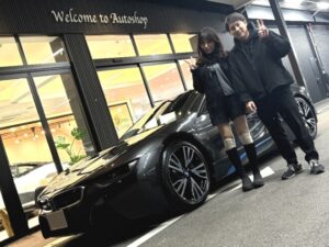 BMW i8 正規ディーラー車 右ハンドル コンフォートアクセス オプション20インチアルミホイール ご納車完了致しました。