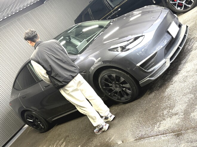 テスラ　モデルY　スタンダードモデル　ご納車完了致しました。
