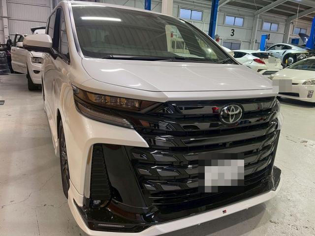 トヨタ ヴェルファイアハイブリッド カーナビ・ETC・ドラレコ取付