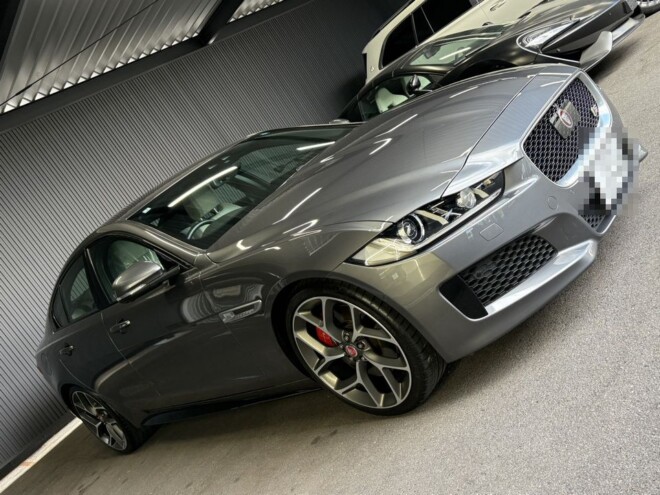 ジャガー XE　S　ご納車完了いたしました！！