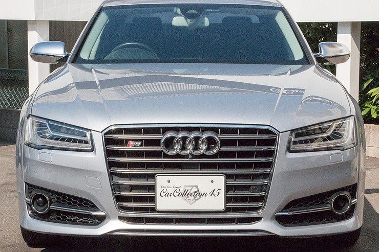 アウディ S8 中古 シルバー2014年5月|【外車の中古車専門店 アウディ S8 中古 シルバー2014年5月|【外車の中古車専門店